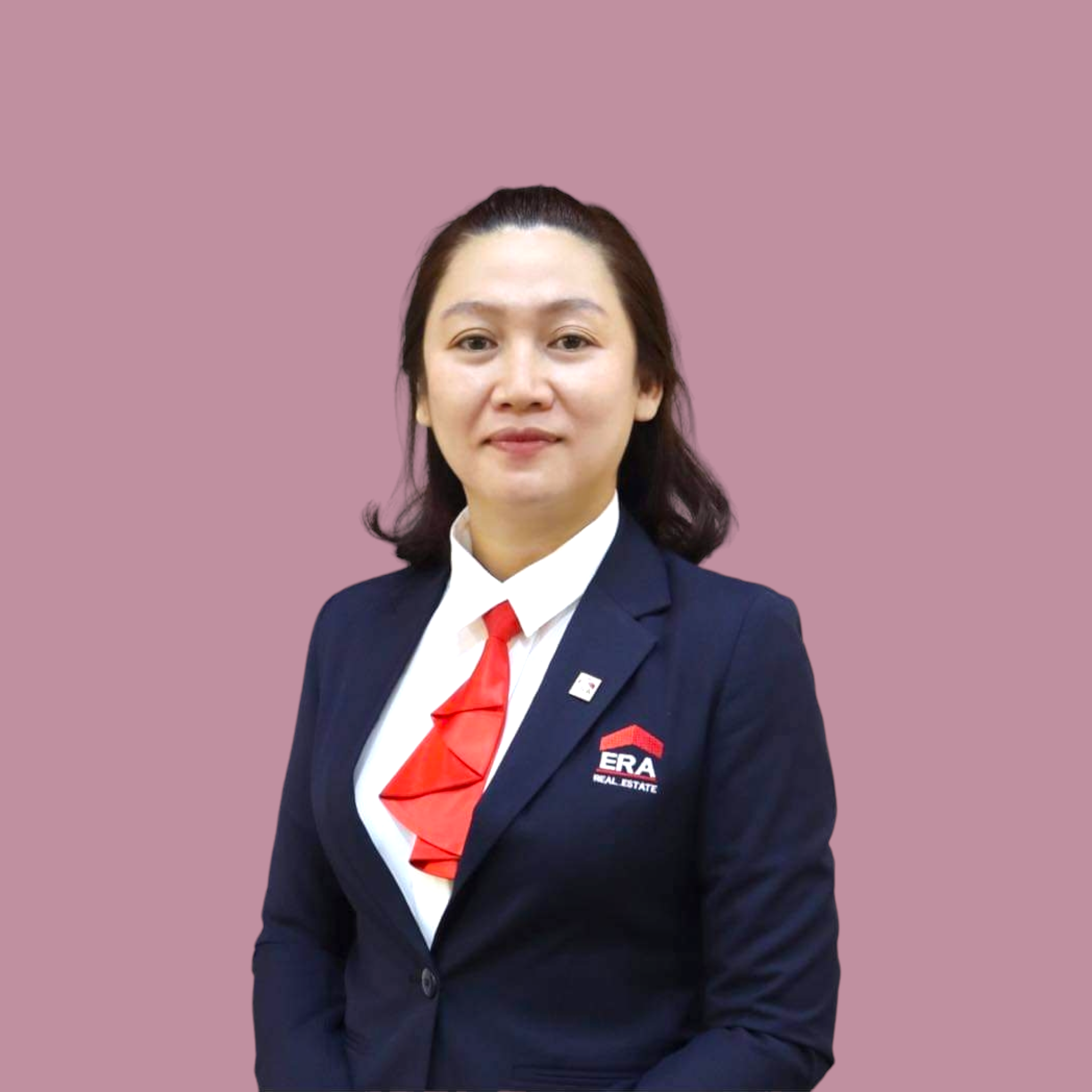 Ms. Uyên Nguyễn